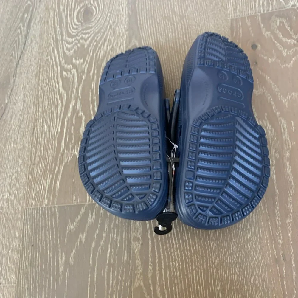 Crocs Classic navy clogs - Picture 2 of 4